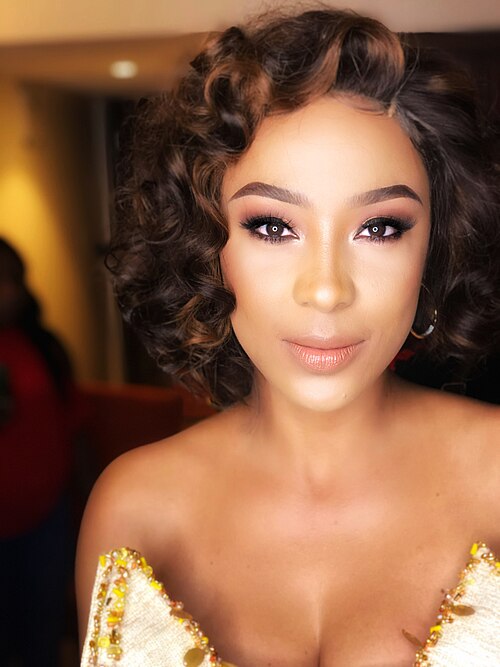 Nikki Samonas