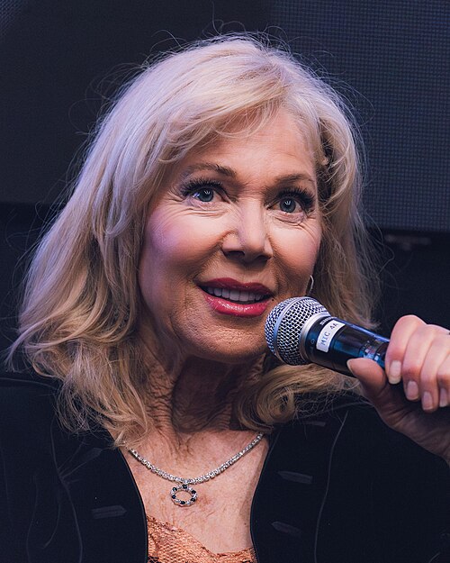 Lynn-Holly Johnson