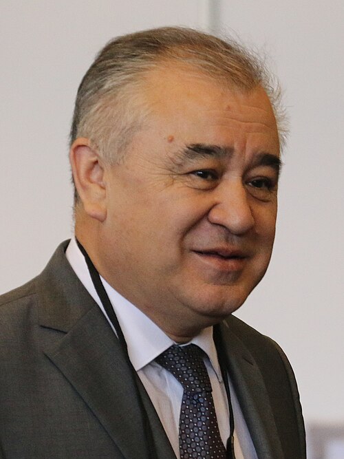 Omurbek Tekebayev