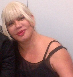 Sezen Aksu