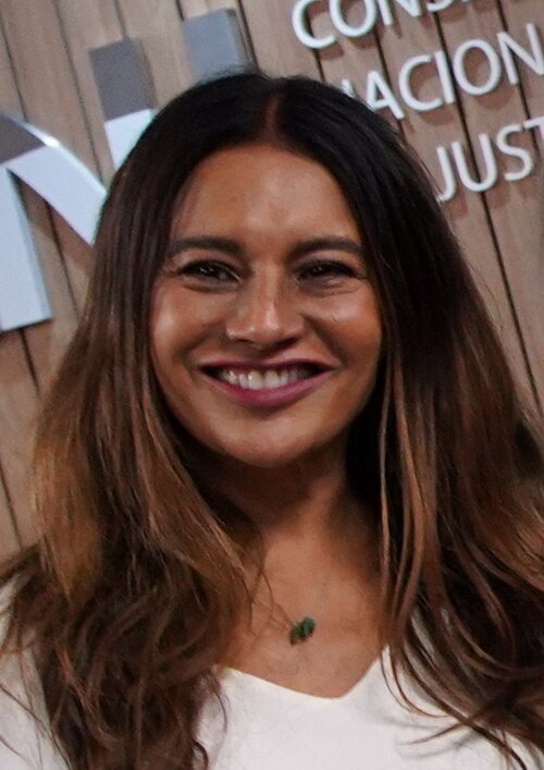 Dira Paes