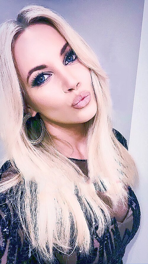 Samantha Jade