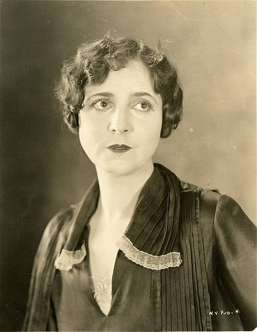 Beverly Bayne