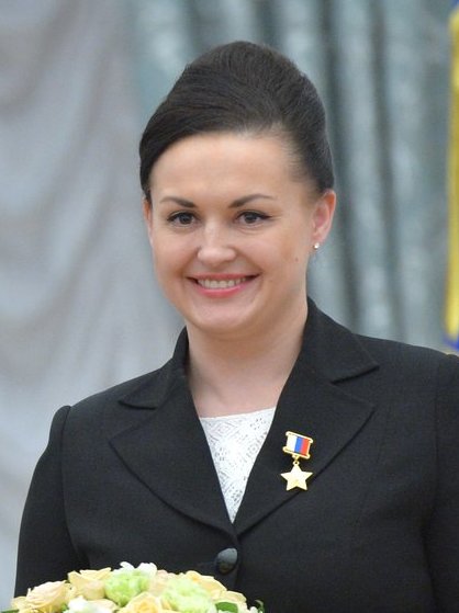 Yelena Serova