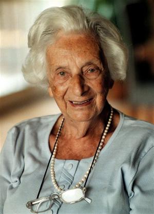 Eugenia Sacerdote de Lustig
