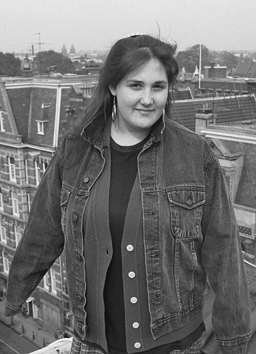 Ricki Lake