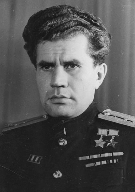 Viktor Leonov