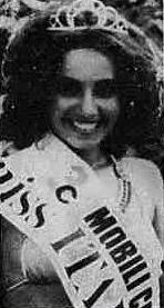Anna Kanakis