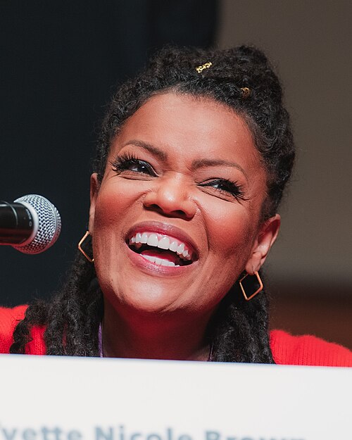 Yvette Nicole Brown