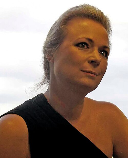 Helle Helle