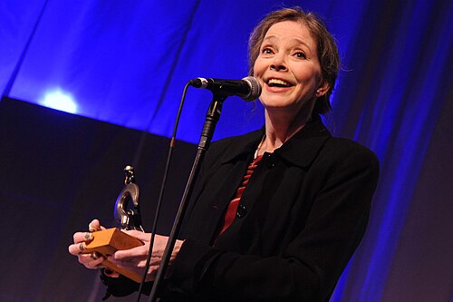 Nanci Griffith
