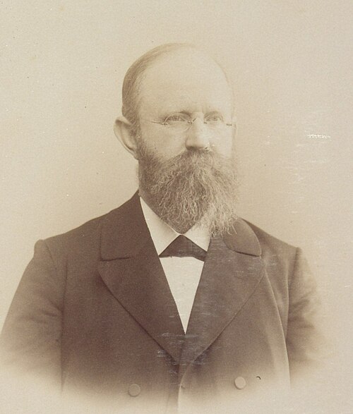 Friedrich Robert Helmert