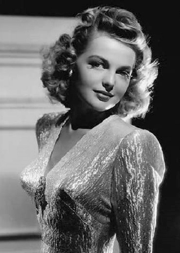 Elyse Knox