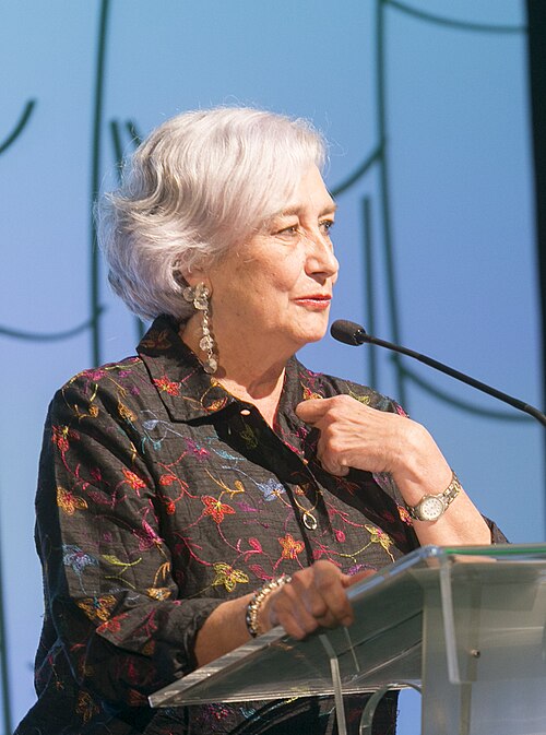 Arantxa Urretabizkaia