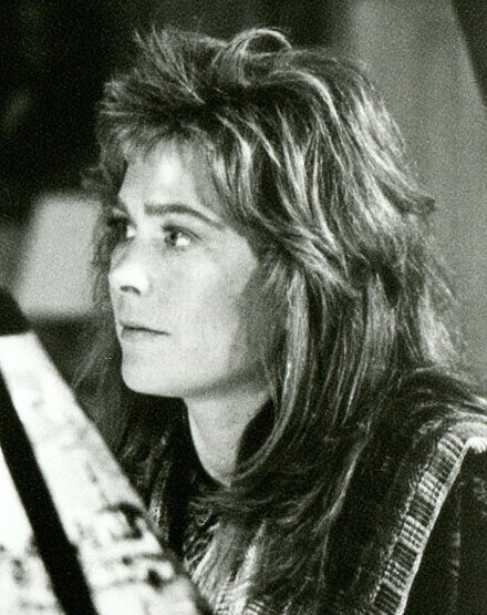 Roxanne Hart