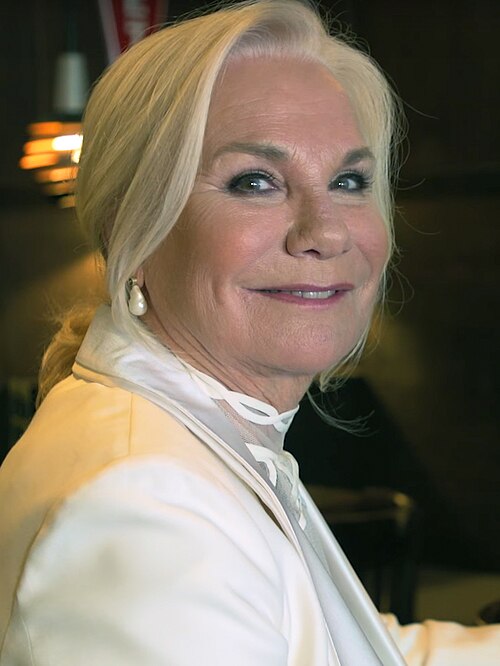 Monique van de Ven