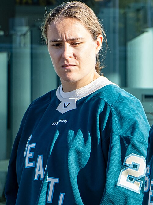 Alexandra Carpenter