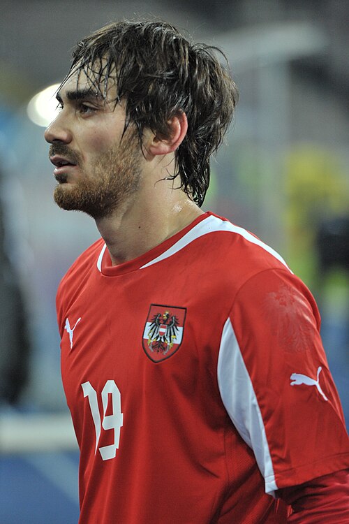 Veli Kavlak