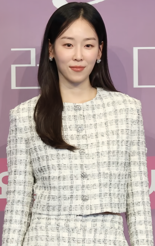 Seo Hyun-jin