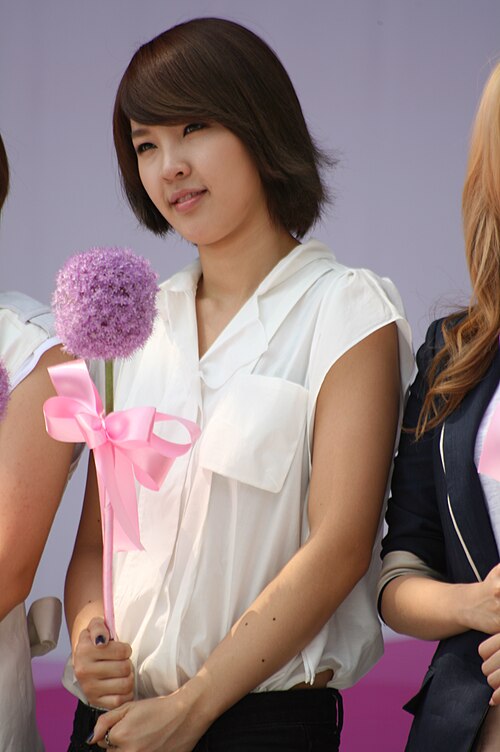 Jeon Ji-yoon
