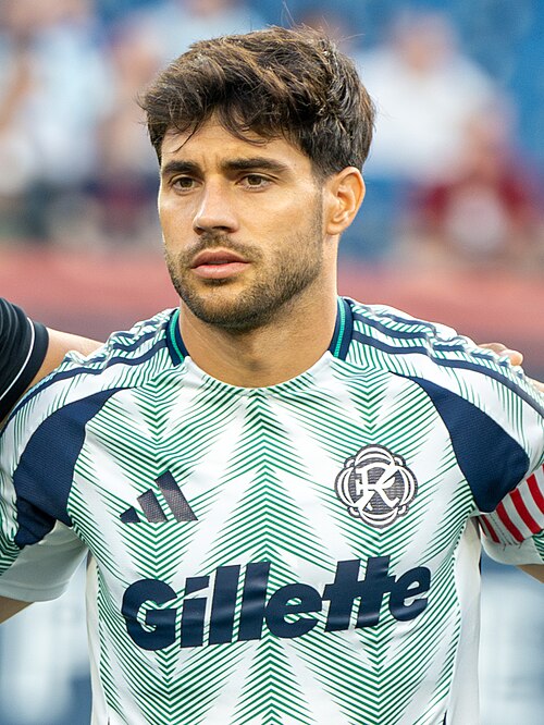 Carles Gil