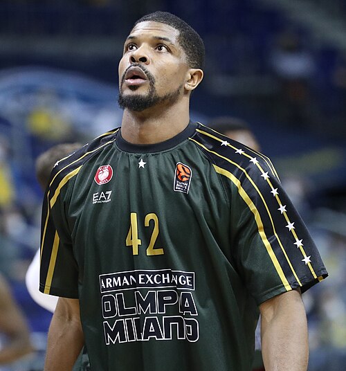 Kyle Hines