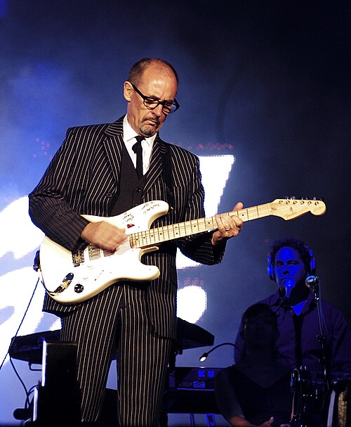 Andy Fairweather Low