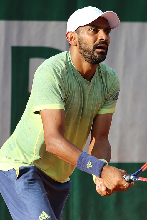 Divij Sharan