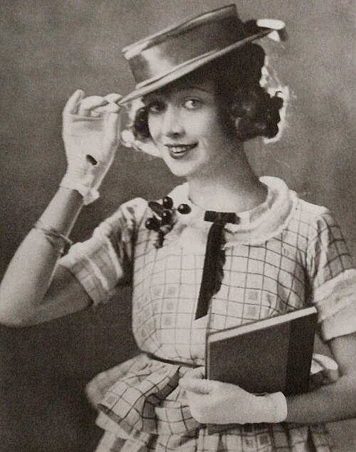 Esther Howard