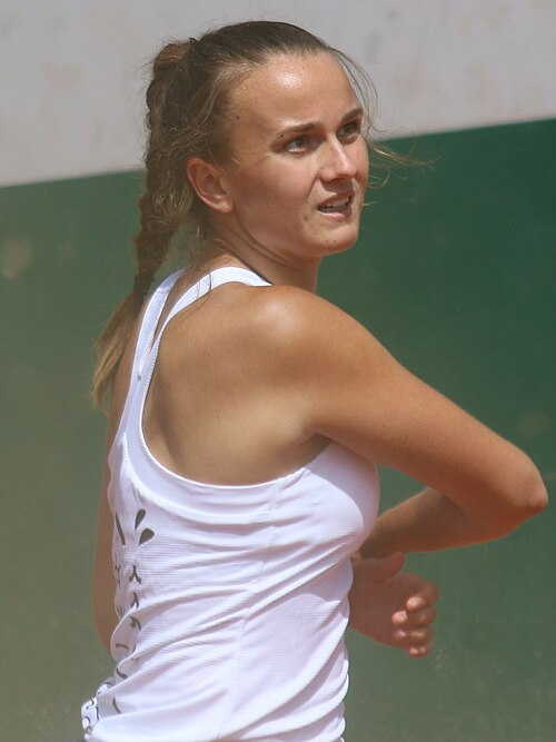 Clara Burel