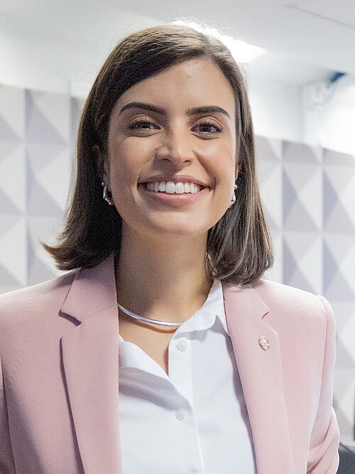 Tabata Amaral