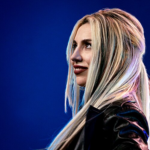 Ava Max