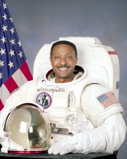 Winston E. Scott