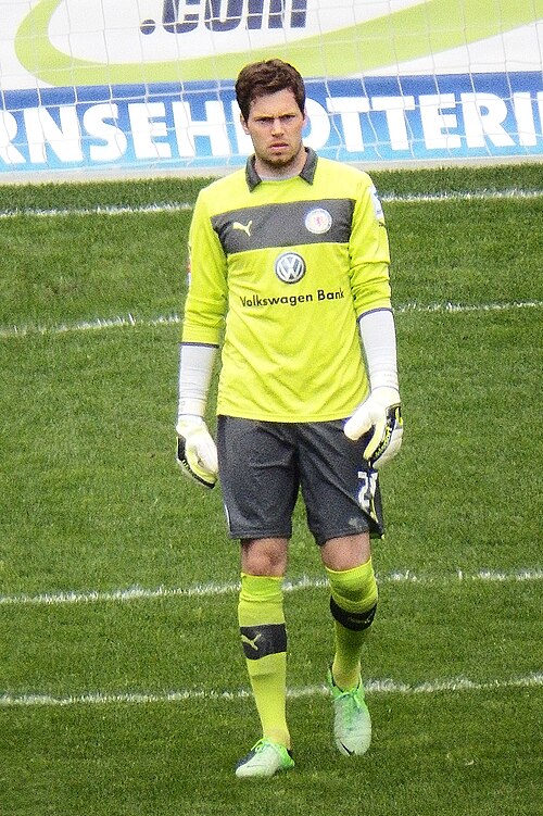 Daniel Davari