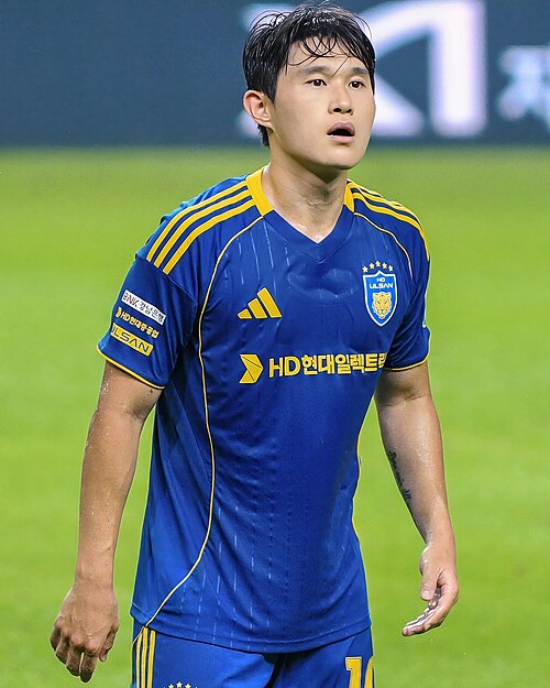 Lee Dong-gyeong