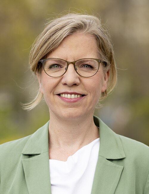 Leonore Gewessler