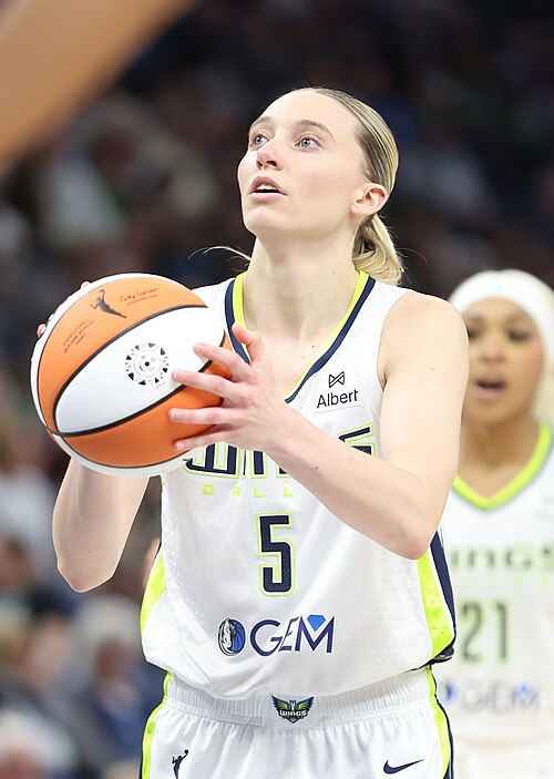 Paige Bueckers