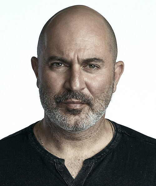 Lior Raz