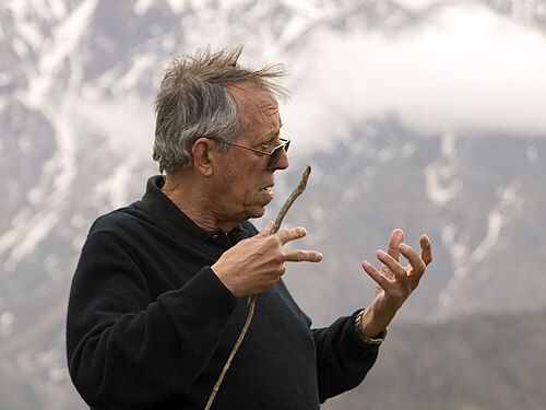 Mario Rodríguez Cobos