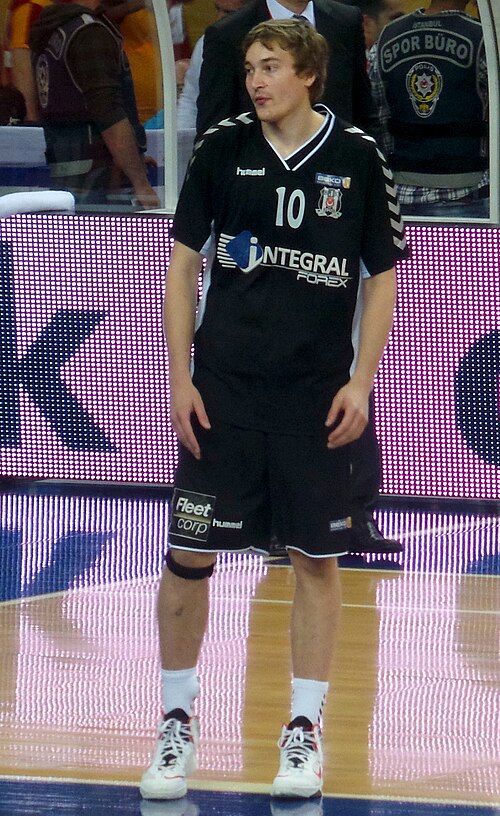 Ryan Broekhoff