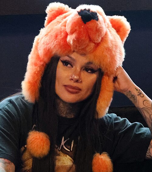 Snow Tha Product