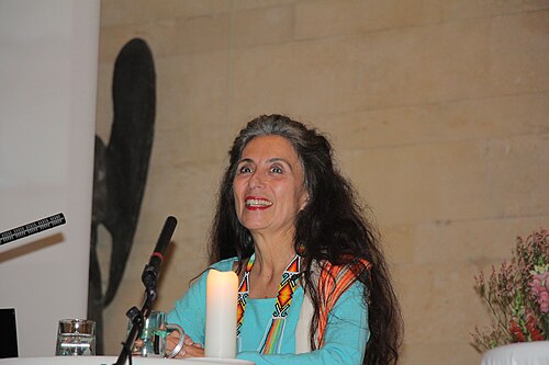 Timna Brauer