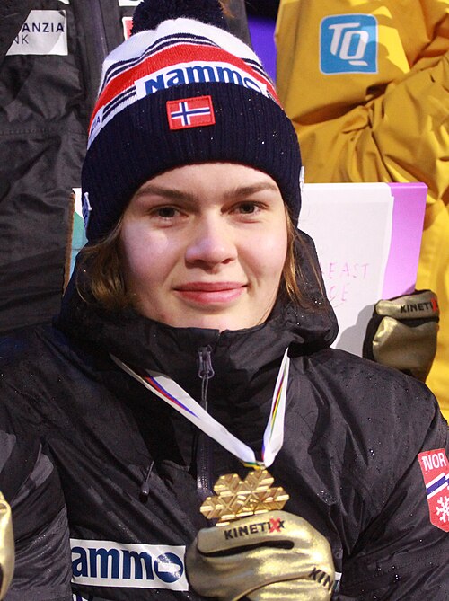 Anna Odine Strøm