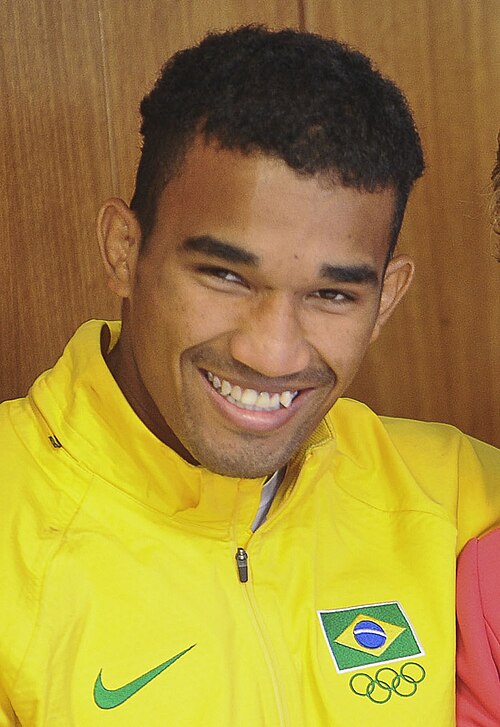 Esquiva Falcão Florentino