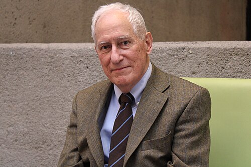 Robert Darnton